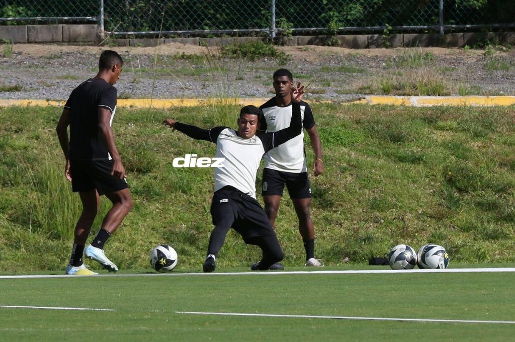 Olimpia sufrirá una baja, busca nuevo fichaje y Espinel le da la bienvenida; así fue el entreno del león previo al clásico con Motagua
