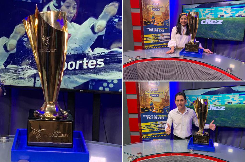 La hermosa Copa que se llevará Olimpia o Motagua estuvo de visita en la sala de redacción de DIEZ en Tegucigalpa
