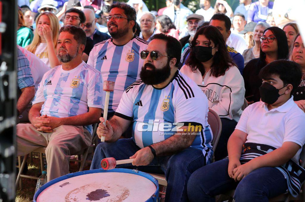 ¿Qué mirás bobo? con asado, al ritmo del bombo y entre abrazos: Así disfrutaron el título mundial en la Embajada de Argentina en Honduras