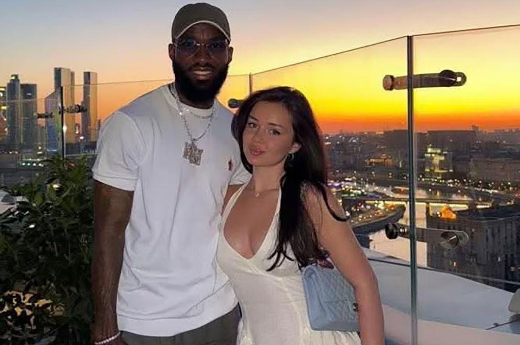 Figura de selección le fue infiel a su esposa, ella lo descubrió y grabó el momento exacto: Ni siquiera se disculpó...