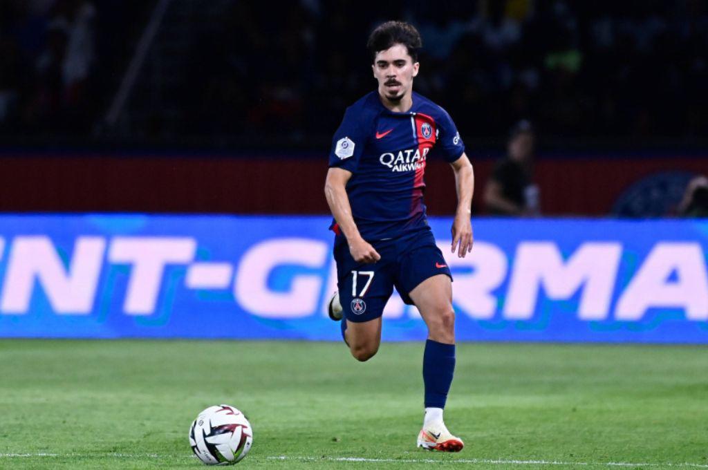 Luis Enrique tiene armas secretas: la explosiva alineación del PSG para remontar al Barcelona con Mbappé al frente