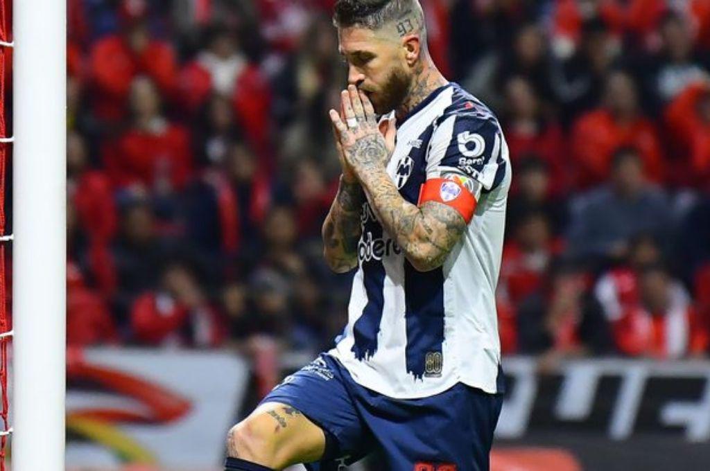 Sergio Ramos se olvida del fútbol y sorprende a todos con su nuevo deporte tras quedarse sin equipo: Seis asaltos...