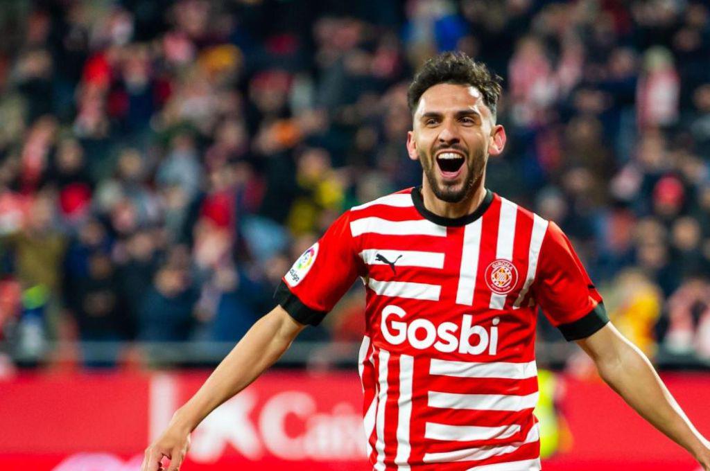 Figura le pide a Flick salir del Barcelona y el que se va con Mourinho, Militao con nuevo destino y PSG reemplaza a Mbappé