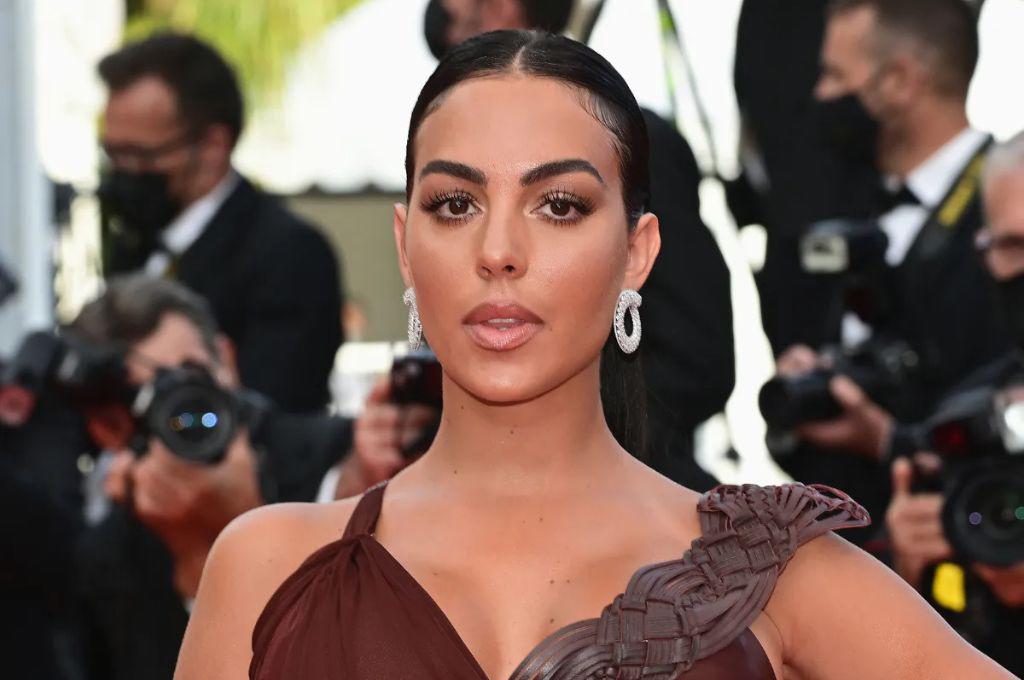 Cristiano Ronaldo se preocupa: La razón por la que Georgina Rodríguez, pareja de CR7, estuvo 4 días interna en el hospital
