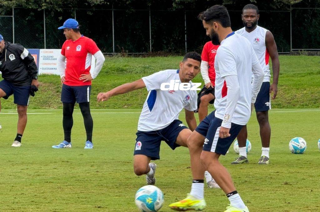 Olimpia vs Marathón: tremendo abrazo de Espinel, futbolista usa vendaje para llegar a la final y otro se ausenta del entreno