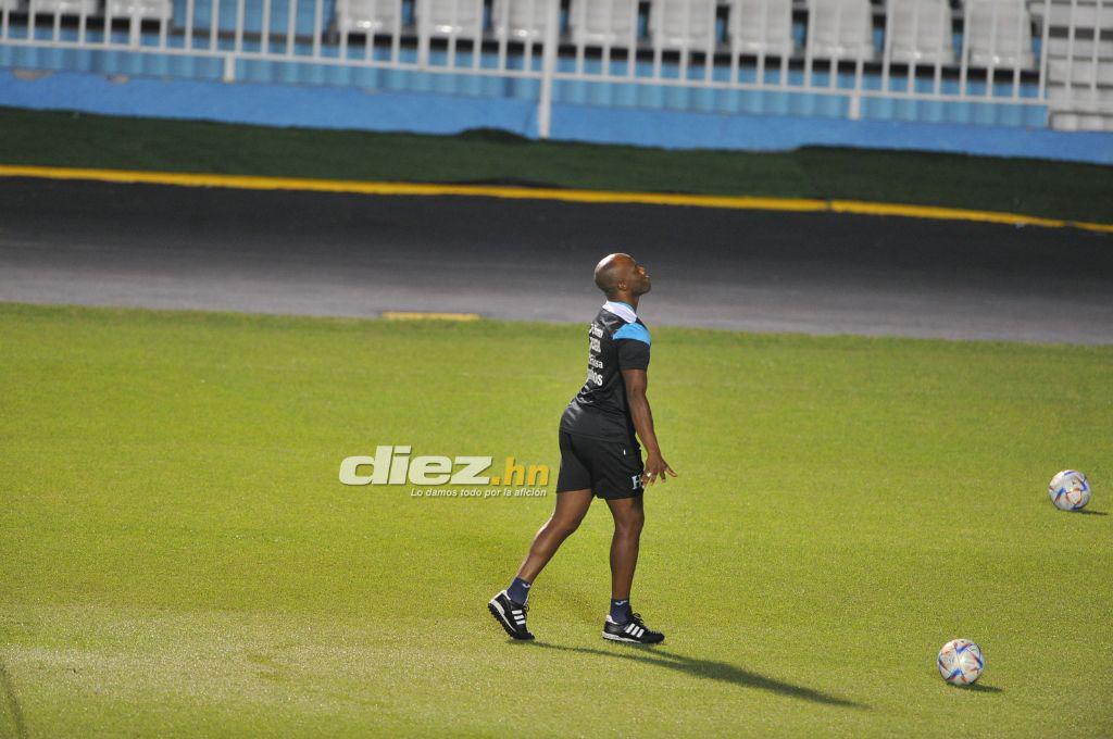 Suazo y Maynor dieron clases a los jóvenes: ¿Qué estuvo entrenando el ‘Choco’? y quién se llevó el baile en el rondo en el Chelato Uclés