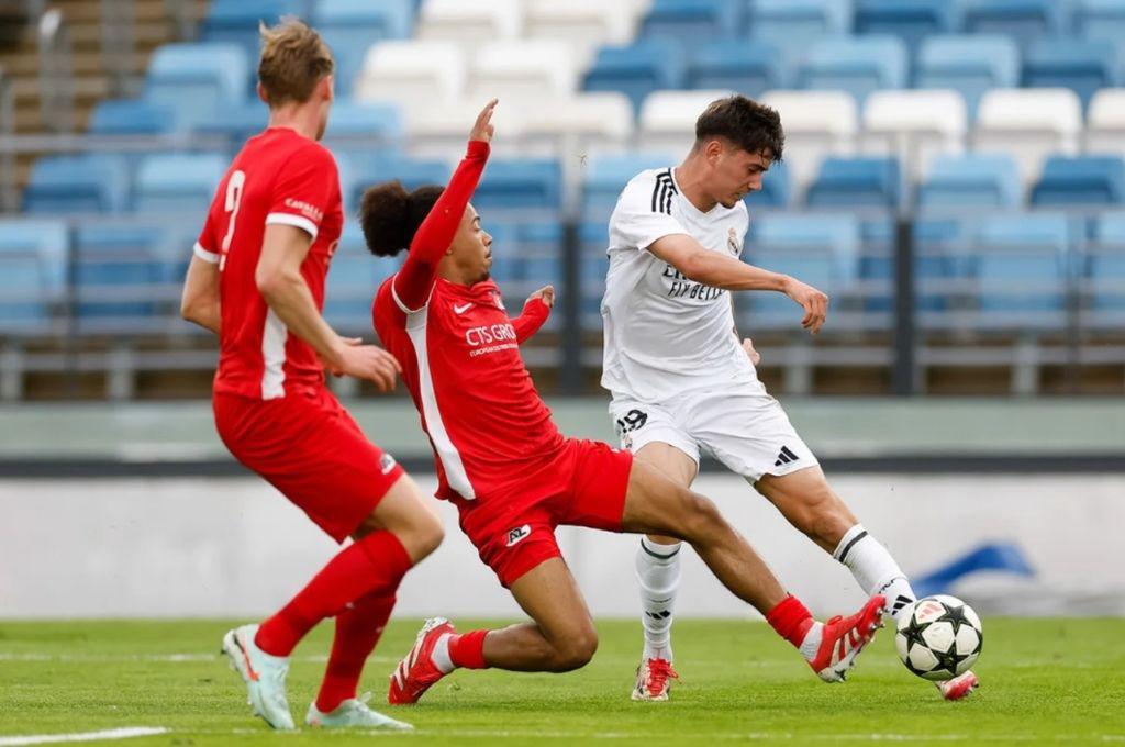 Tiene varias ofertas en Europa: ¿Quién es Víctor Valdepeñas, la nueva joya del Real Madrid que jugará hoy de lateral izquierdo?