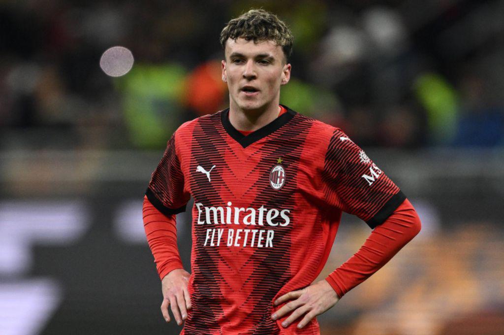 Barcelona y Real Madrid confirman nuevas bajas; PSG consigue el reemplazo de Mbappé; Di María ya lo esperan en su club