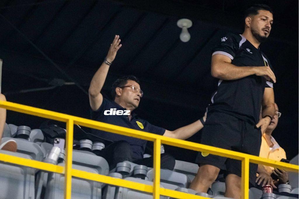 No se vio en la TV: La eufórica celebración de Real España, el sufrimiento de Jeaustin Campos y el minions que llegó al Morazán