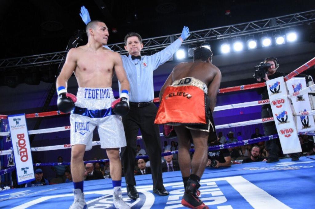 Se acerca una nueva batalla: Teófimo López, el boxeador hondureño y su gran historial de triunfos, nocauts, golpes  y polémicas
