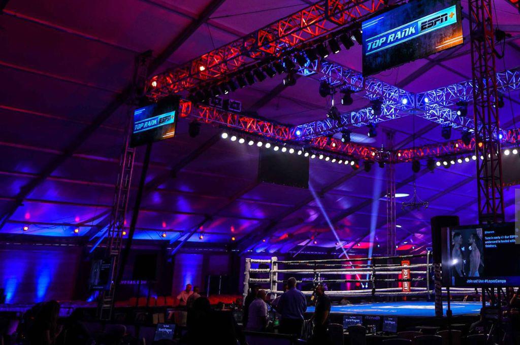 ¡Así lo mandó a la lona! Teófimo López y su resurrección ante Pedro Campa: la bandera de Honduras presente