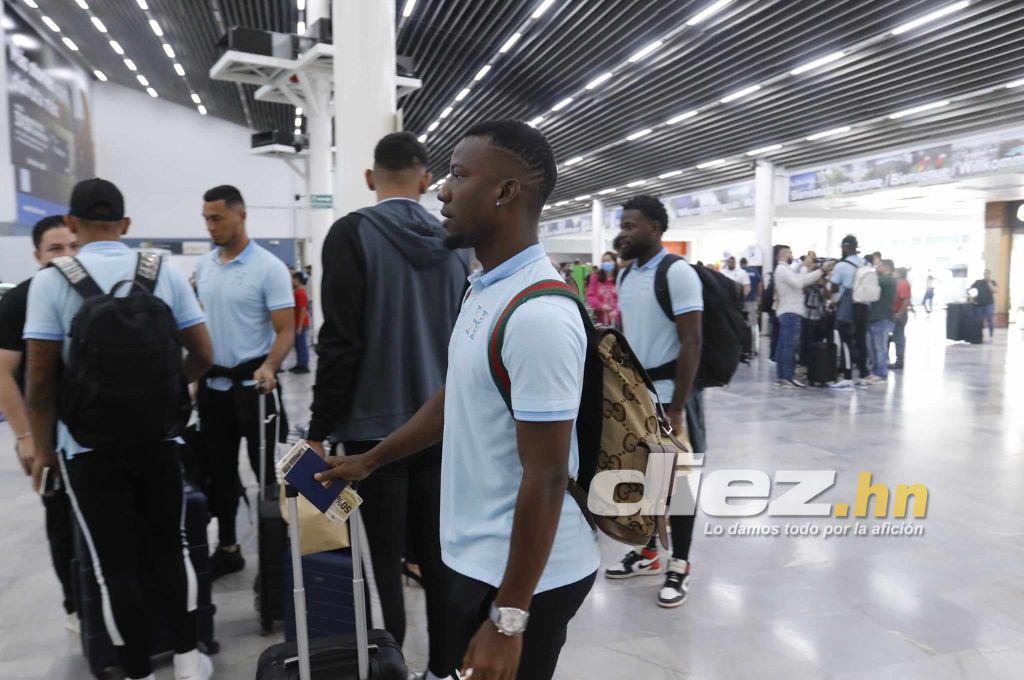 ¿Qué pasó con Rueda en el aeropuerto? hay convocado de emergencia y la afición contenta; así fue la salida de la H hacia República Dominicana