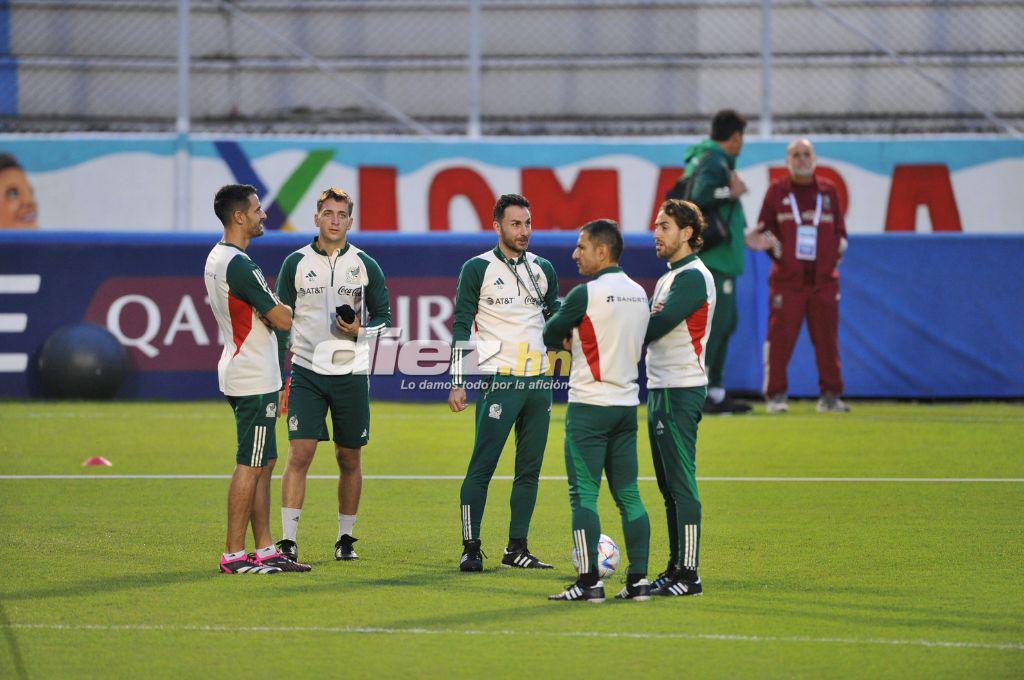 Así fue el entrenamiento de la selección de México en el estadio Nacional Chelato Uclés: Risas y con todas sus figuras