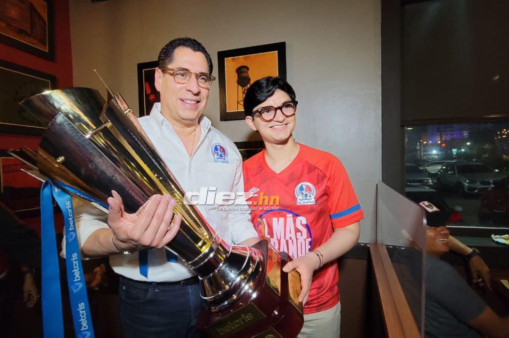 ¡Con tremenda alegría! Así fue la cena privada que tuvo el Olimpia tras la conquista de la Copa 36 ante los Potro de Olancho FC