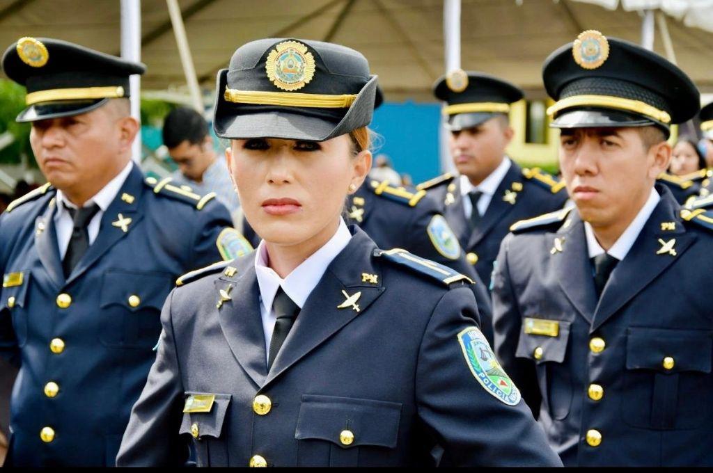 Ex jugador del Olimpia y capitán de Honduras se convierte en Policía Nacional: así es la nueva vida del defensor catracho