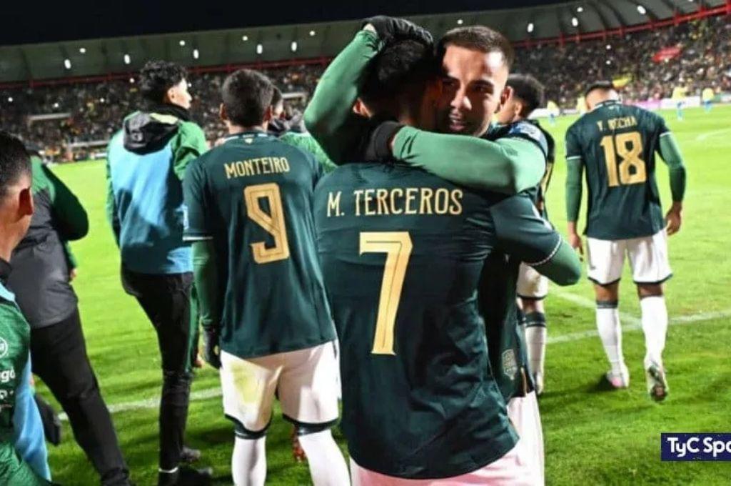 Hojas de coca predicen la selección que ganará en el repechaje rumbo al Mundial 2026