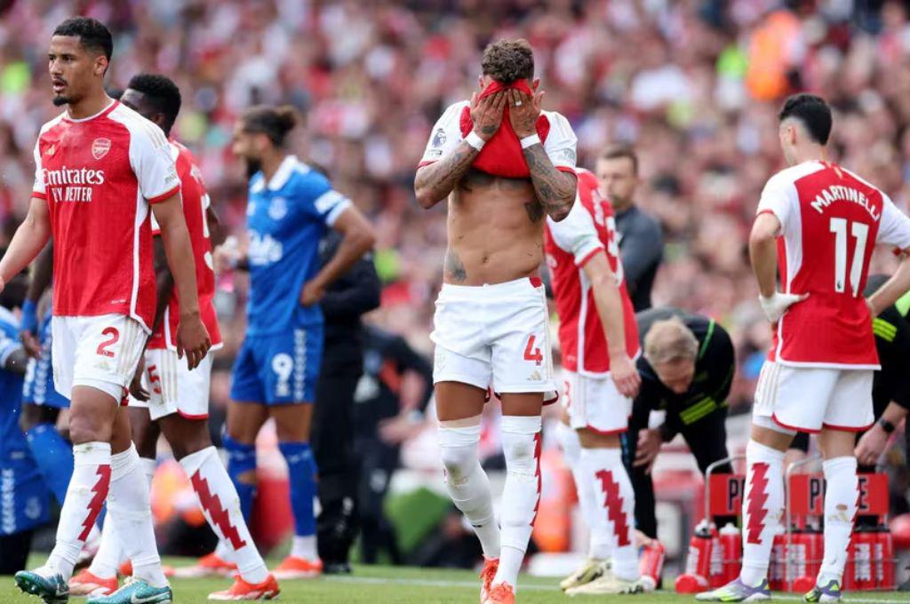 Arteta se cansó de ellos: Tras perder la Premier League en la última fecha, Arsenal anunció la salida de 19 jugadores