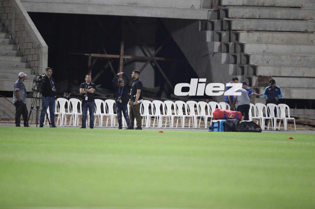 Polémica: Motagua y Cincinnati usarán sillas plásticas en banquillos improvisados para cumplir con Concacaf