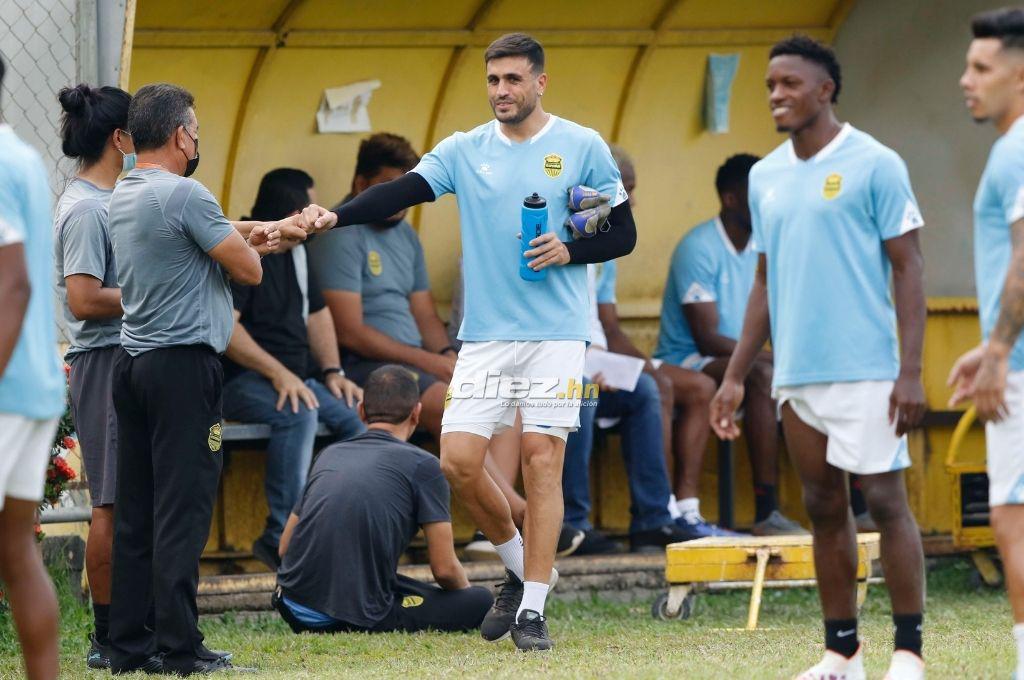 Visita especial, así fue captado Omar Rosas, ¿y quién es la fotógrafa?: El nuevo entrenamiento de Real España pensando en la final ante Motagua