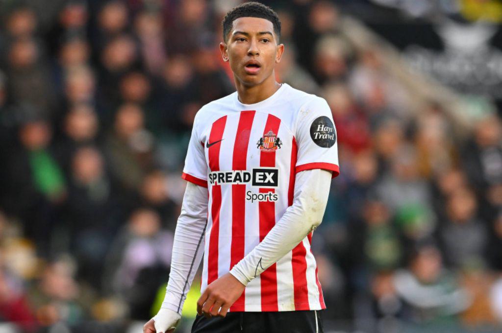 Figura le pide a Flick salir del Barcelona y el que se va con Mourinho, Militao con nuevo destino y PSG reemplaza a Mbappé