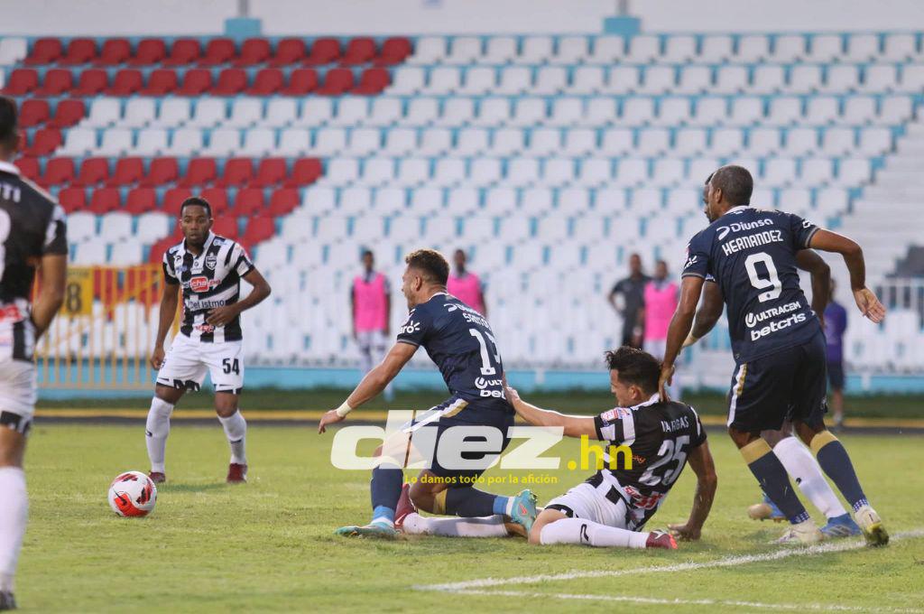 Lo que nos dejó Motagua vs Tauro en el Nacional, Diego Vázquez y su inseparable compañía, Tejeda y su sufrimiento