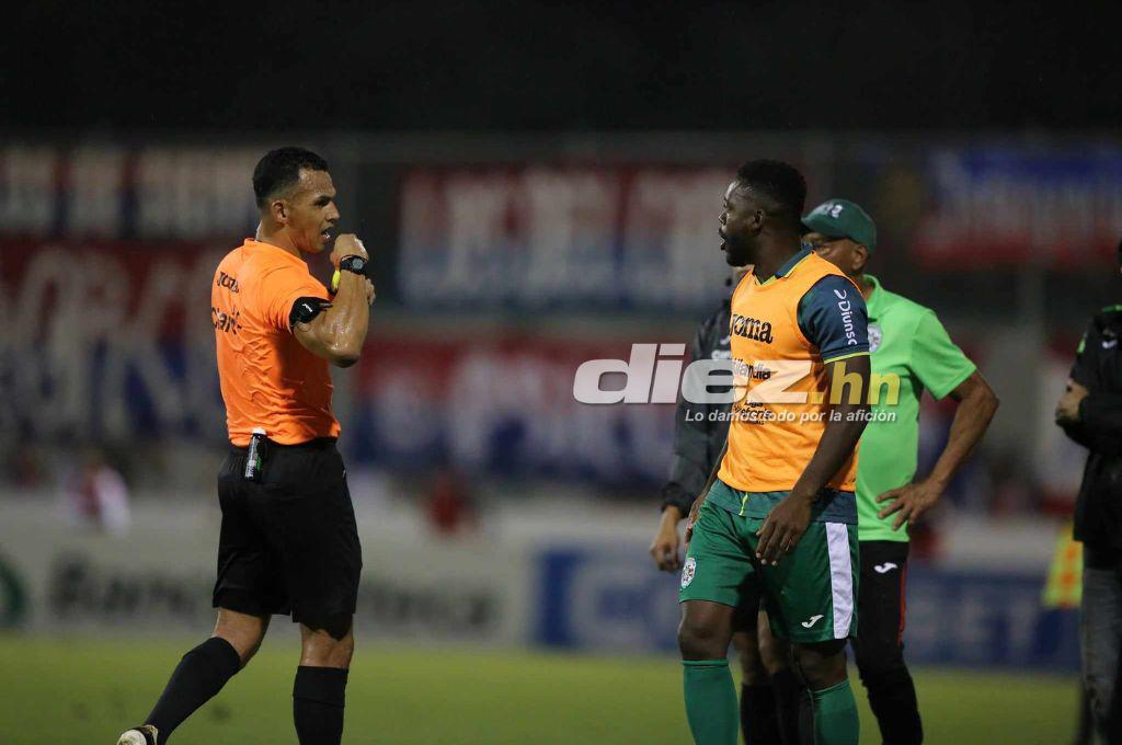 No se vio en TV: Las desgarradoras imágenes del portero panameño de Marathón y el festejo de Troglio con Rafa Villeda