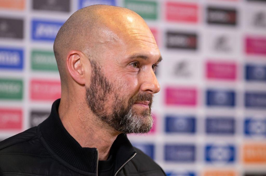 Renunció seguir dirigiendo en Inglaterra y ahora trabaja en un aeropuerto: la razón por la que tomó está decisión: Es un cambio radical