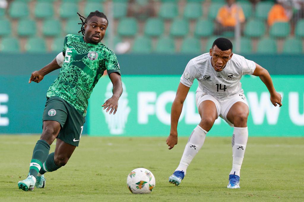 Sin comida, ni bebida: Selección de fútbol fue abandonada en aeropuerto por más de 12 horas y toman dura decisión