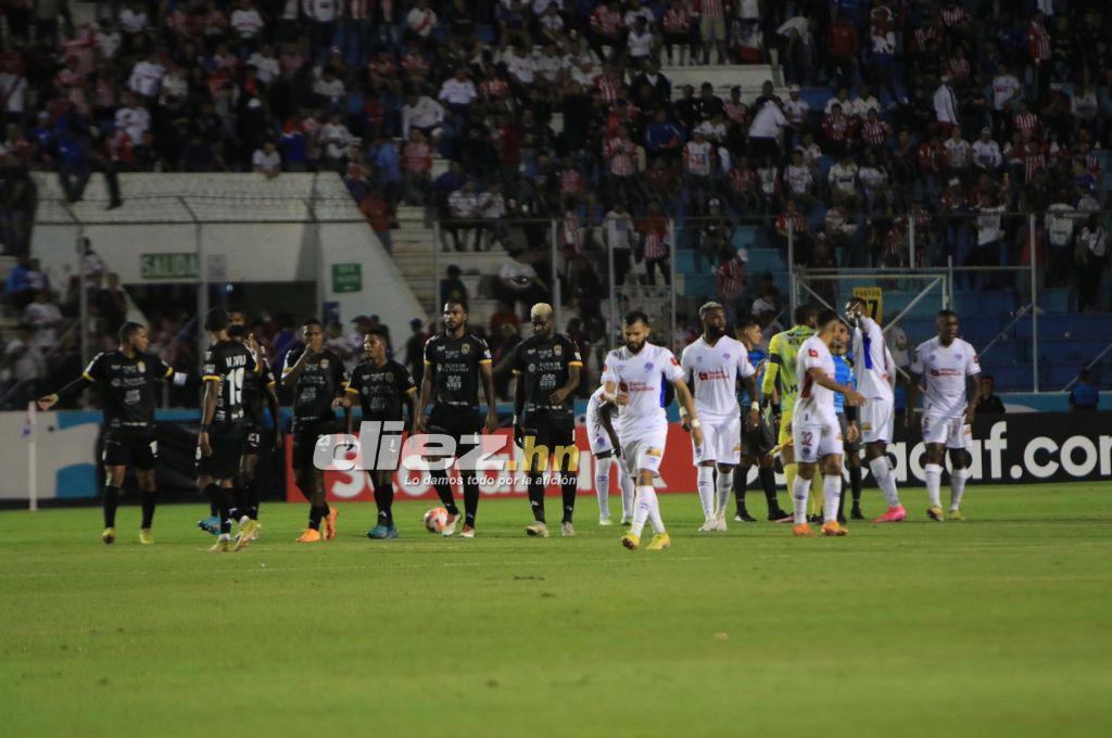Fotos: La celebración de los panameños tras conseguir el empate en el Nacional y las caras largas en Olimpia