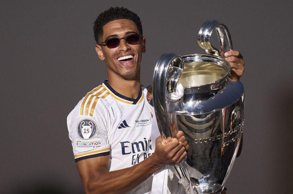 Bellingham confirma relación amorosa con hermosa modelo y explota: He sido atacada, acosada y tratada con falta de respeto