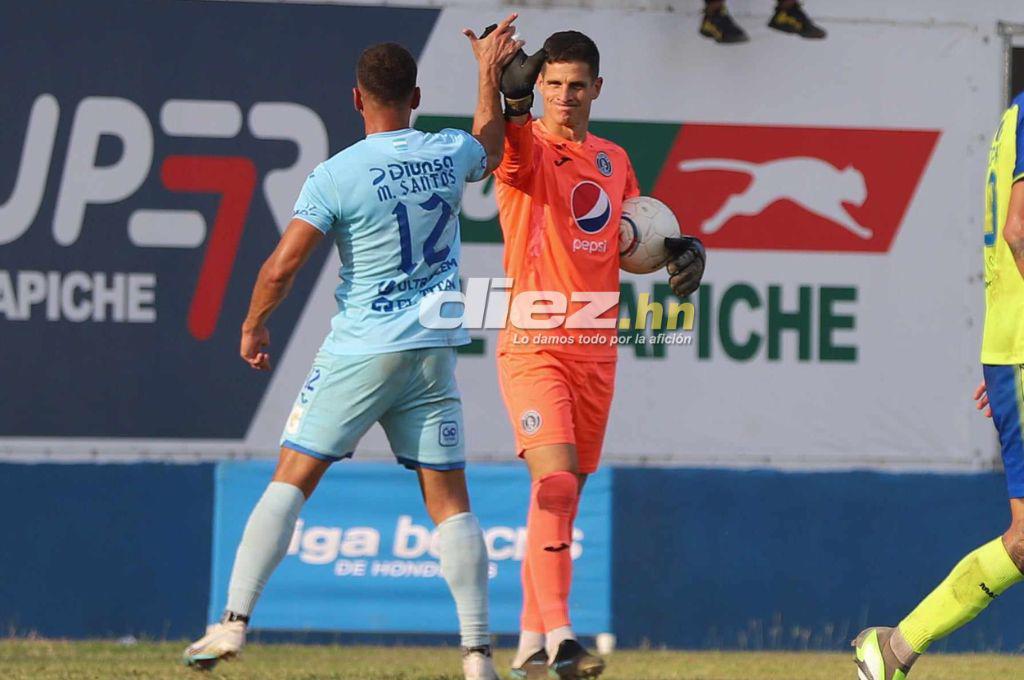 El ambiente que se vivió en el Olancho FC-Motagua y la euforia de Jonathan Rougier tras detener un penal; fue el “MVP”