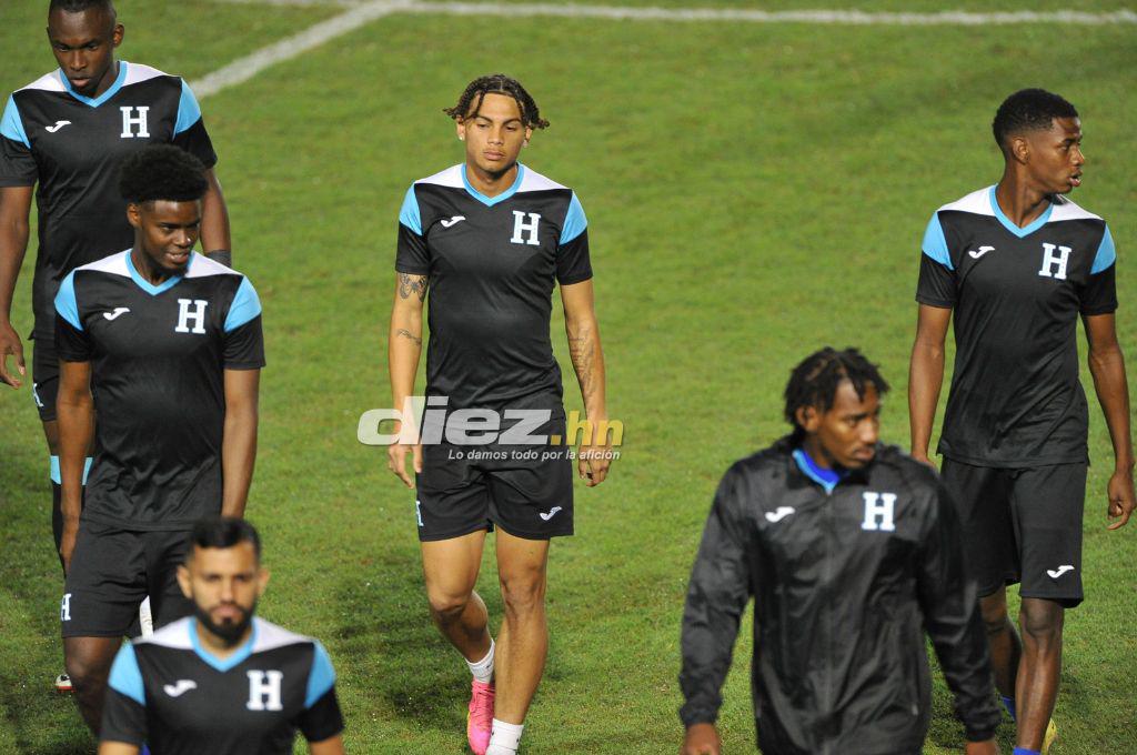 La charla de Rueda con Luis Palma y David Ruiz cambia de “look”: El último entrenamiento de Honduras de cara al choque con México