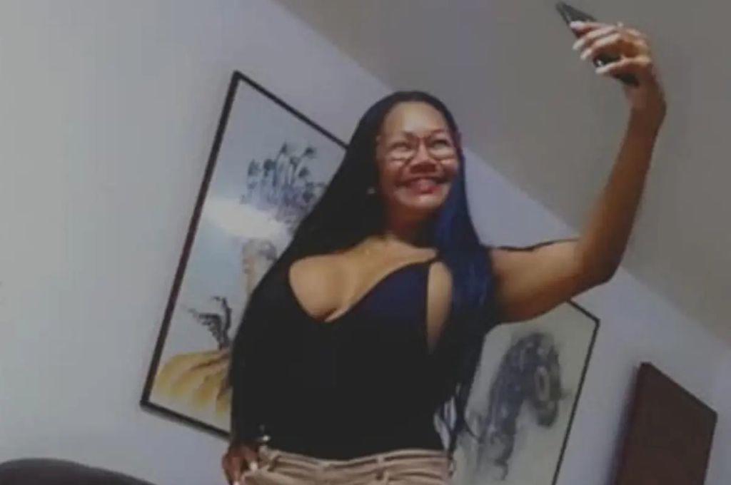 ¡Insólito! Por 'culpa' de Messi, hermosa mujer latina pierde su trabajo de la manera menos pensada: Algo mejor vendrá...