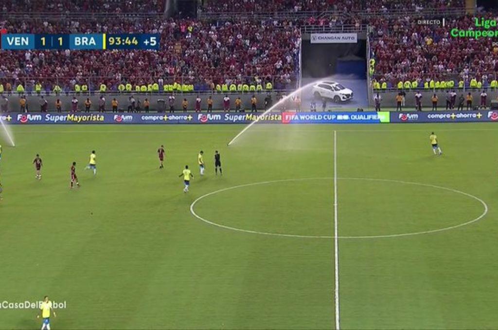 Venezuela activó una ‘trampa’ ante Brasil en pleno partido, la burla a Vinicius y la bronca que desató el enojo de Raphinha