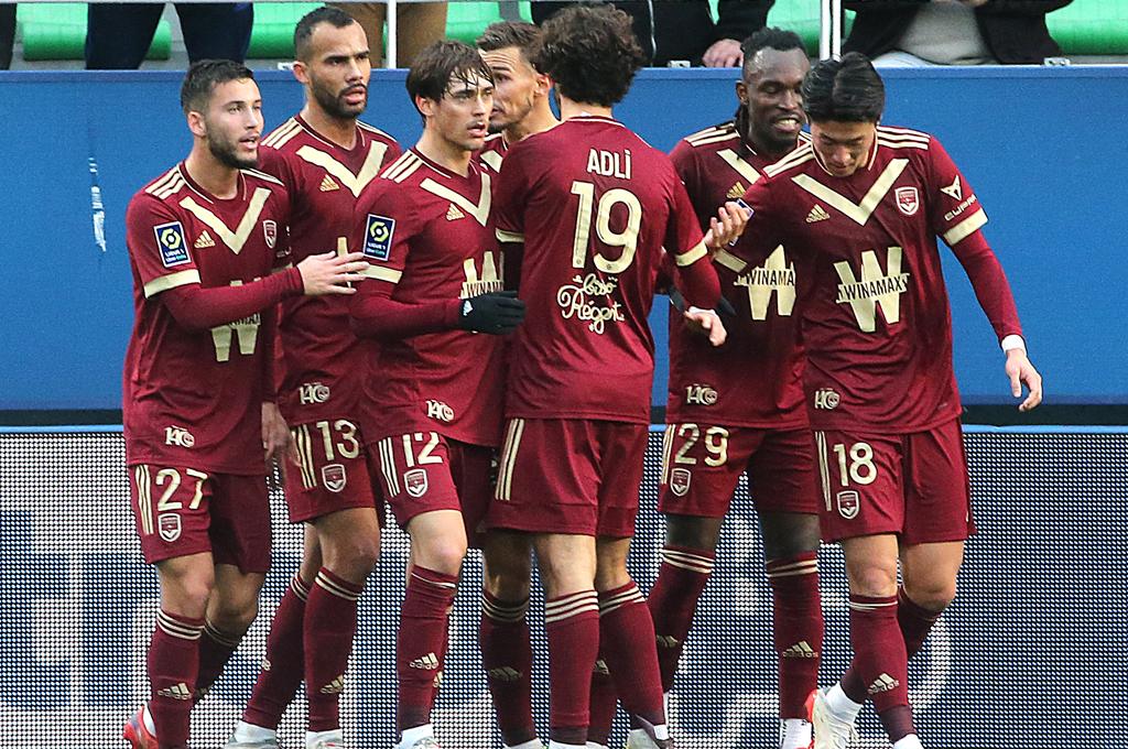 Alberth Elis y Girondins de Burdeos en remontada vencen al Troyes y se alejan de la zona de peligro