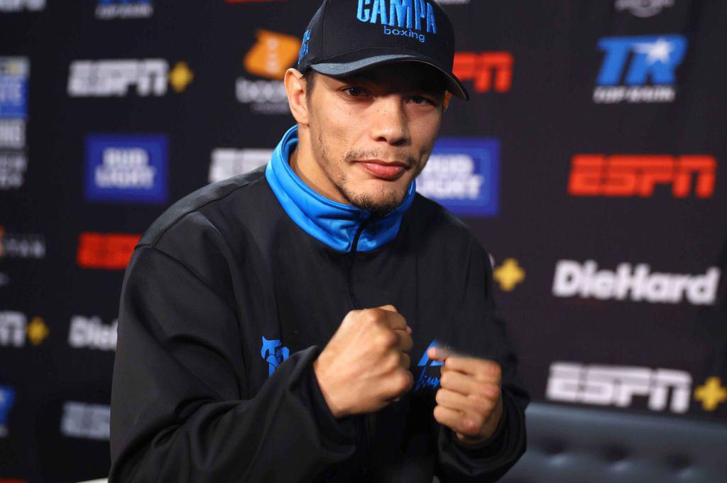 ¡Así lo mandó a la lona! Teófimo López y su resurrección ante Pedro Campa: la bandera de Honduras presente