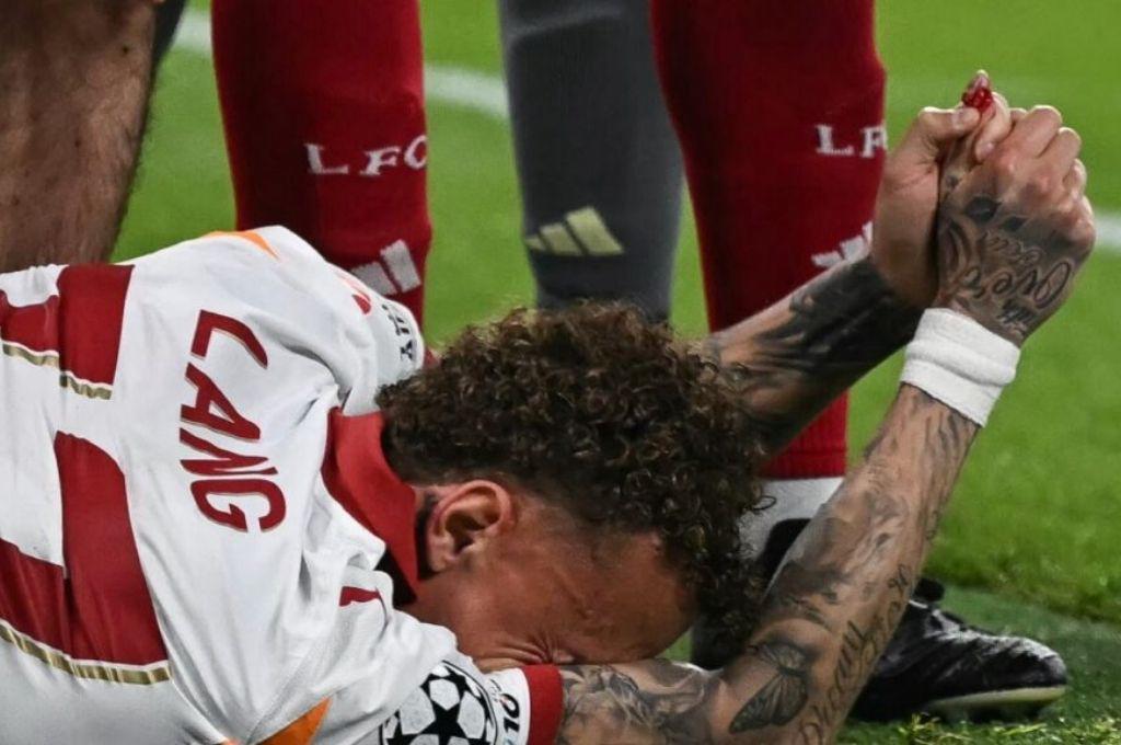 Amputaron su dedo tras ser eliminado de la Champions: la escalofríante imagen que se vivió en Anfield