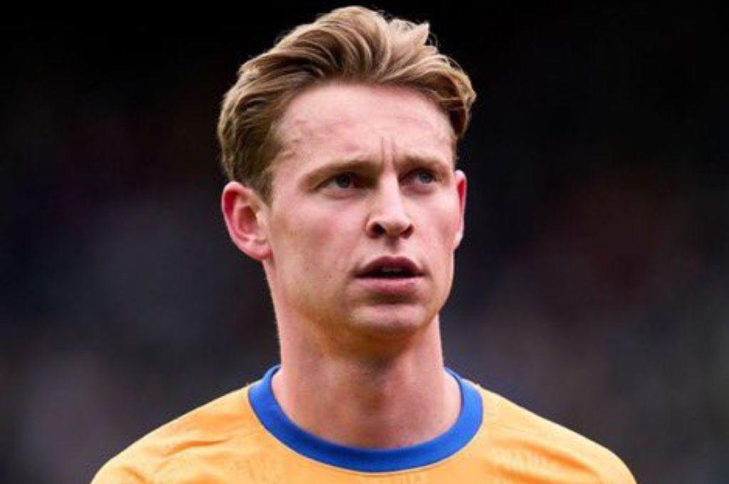 Arremete contra la forma de fichar del Barcelona en medio de una deuda: “De Jong debería denunciarlos, FIFA tiene que detener esto”