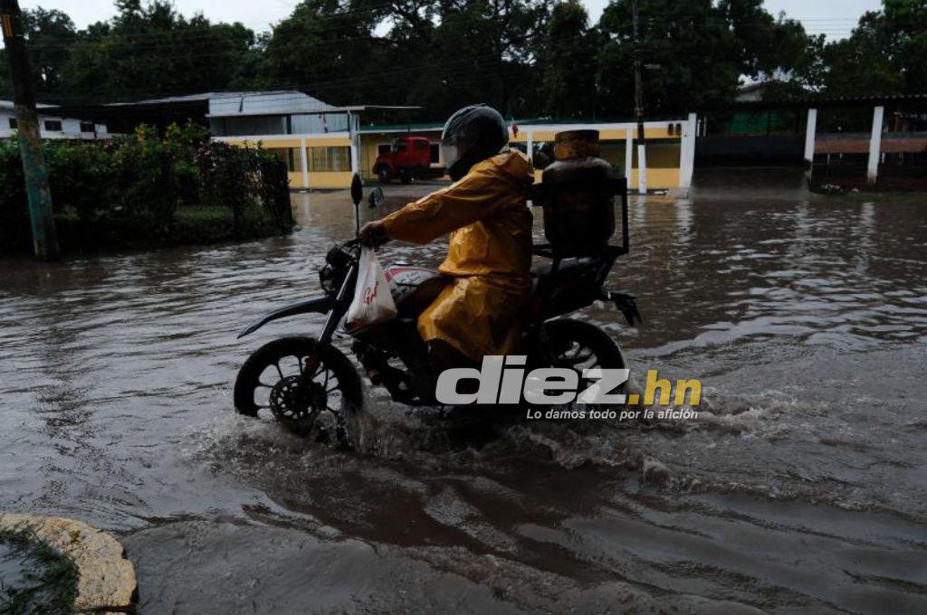 ¡Informe Especial! Honduras sube alerta roja en ocho departamentos: la tormenta ha dejado caos e inundaciones en varias zonas del país