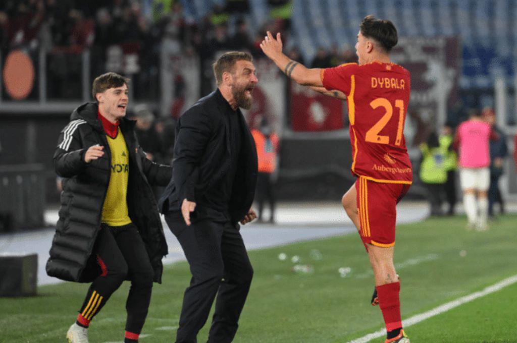 Figura le pide a Flick salir del Barcelona y el que se va con Mourinho, Militao con nuevo destino y PSG reemplaza a Mbappé