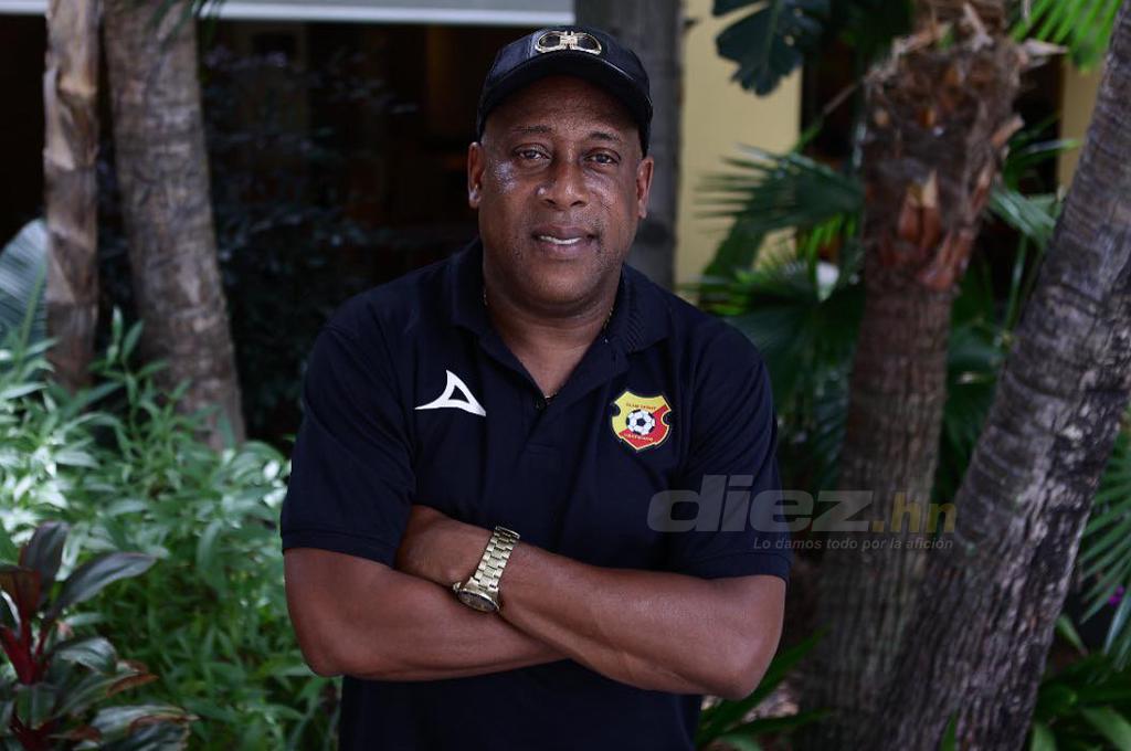 Medford se mostró feliz por el cariño que ha recibido de la afición de Real España tras volver a Honduras. (Foto Joseph Amaya)