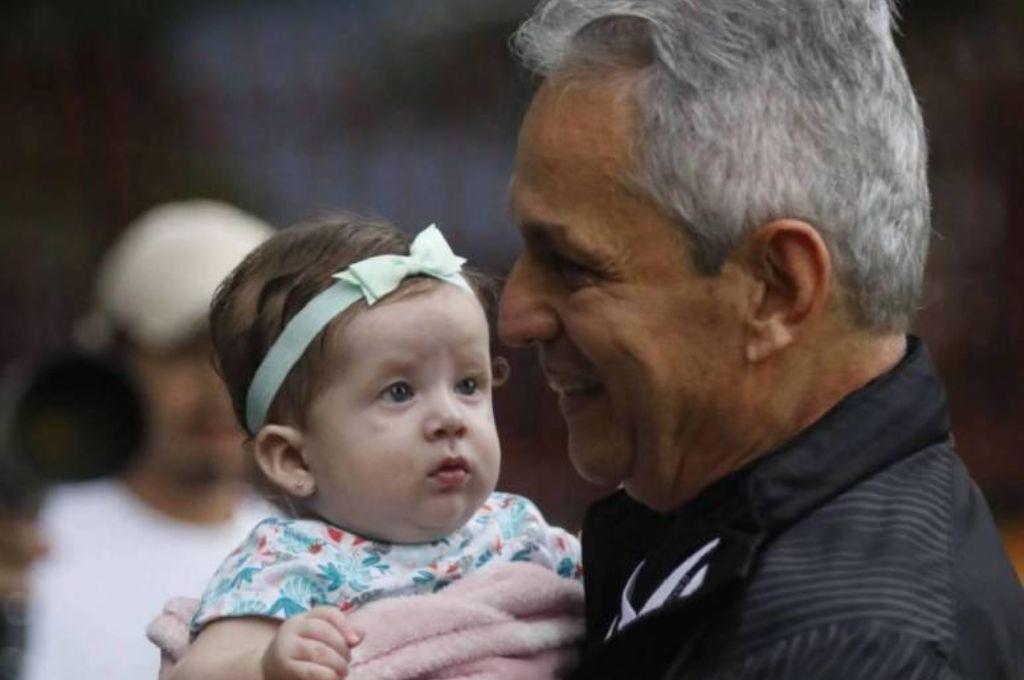 Periodista de México quedó ‘enamorada’ de Luis Palma tras su doblete y le envía mensaje atrevido: “Yo también quiero...”