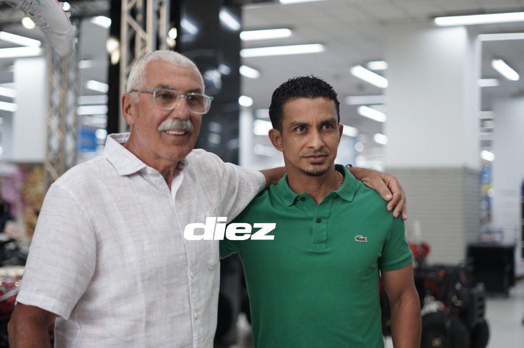 Cuerpo técnico con ídolos del club y un Manolo muy feliz: así fue la presentación de Keosseián como nuevo DT del Marathón