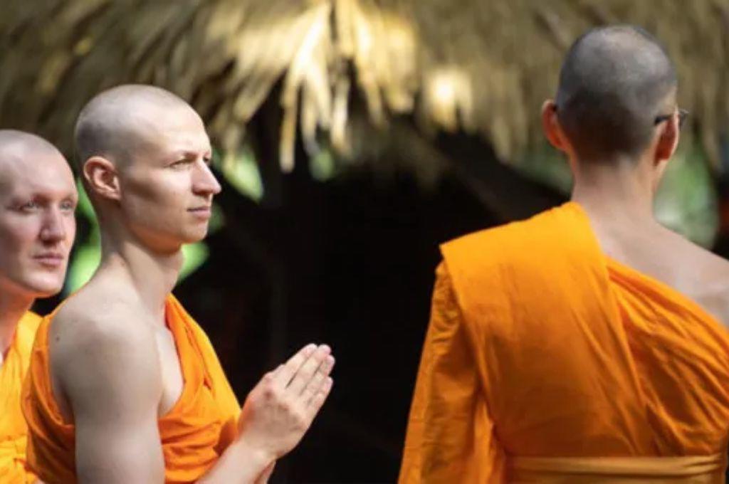 Campeón en Italia y se retiró del fútbol para ser monje budista: “No hay que tomarse la vida demasiado en serio”