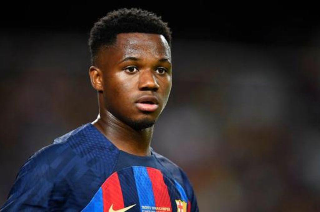 Figura le pide a Flick salir del Barcelona y el que se va con Mourinho, Militao con nuevo destino y PSG reemplaza a Mbappé