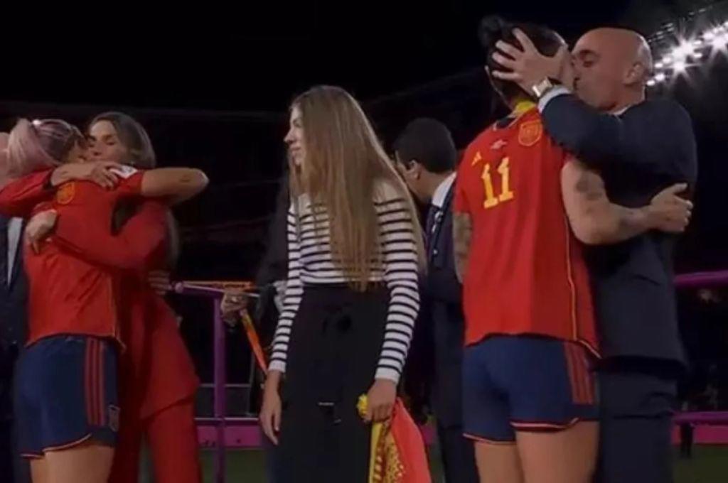 El juez mandó a callar a Rubiales en pleno testimonio de Hermoso: así fue el primer día del juicio sobre el beso que recorrió el mundo