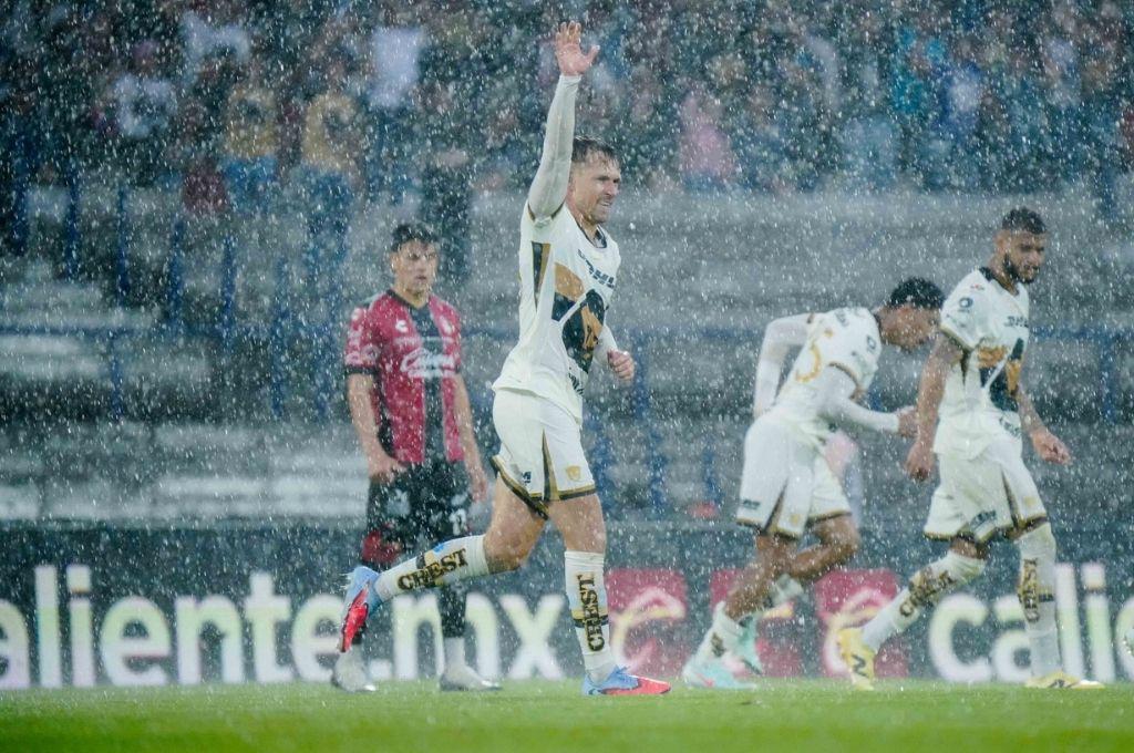 Aaron Ramsey anotó y se repite su maldición: el famoso que ha fallecido tras el gol que hizo con los Pumas: Con gran tristeza
