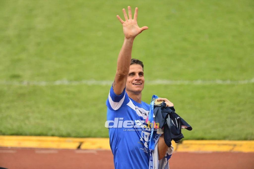 El gran gesto de Pereira con Omar Elvir, las lágrimas de Castellanos por la copa 18 de Motagua ¿y Rougier se despide?