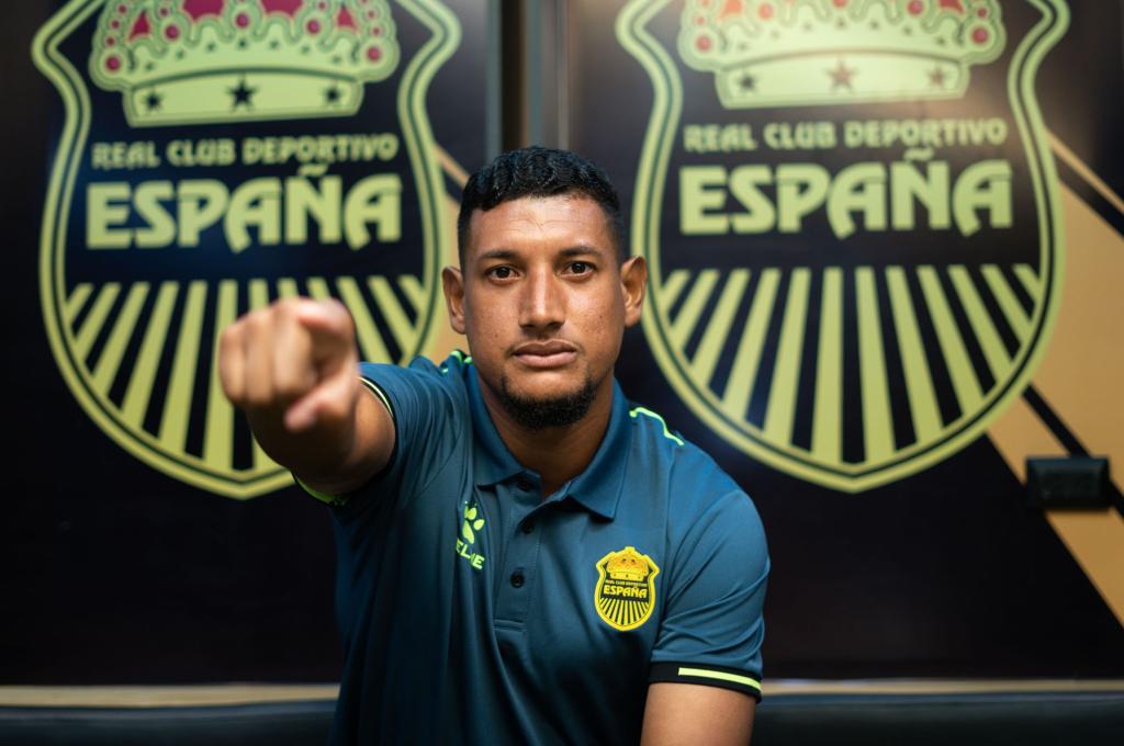 Bryan Acosta al descubierto: Su regreso a Real España, calvario en Turquía y, ¿se arrepiente de haber dejado Europa?