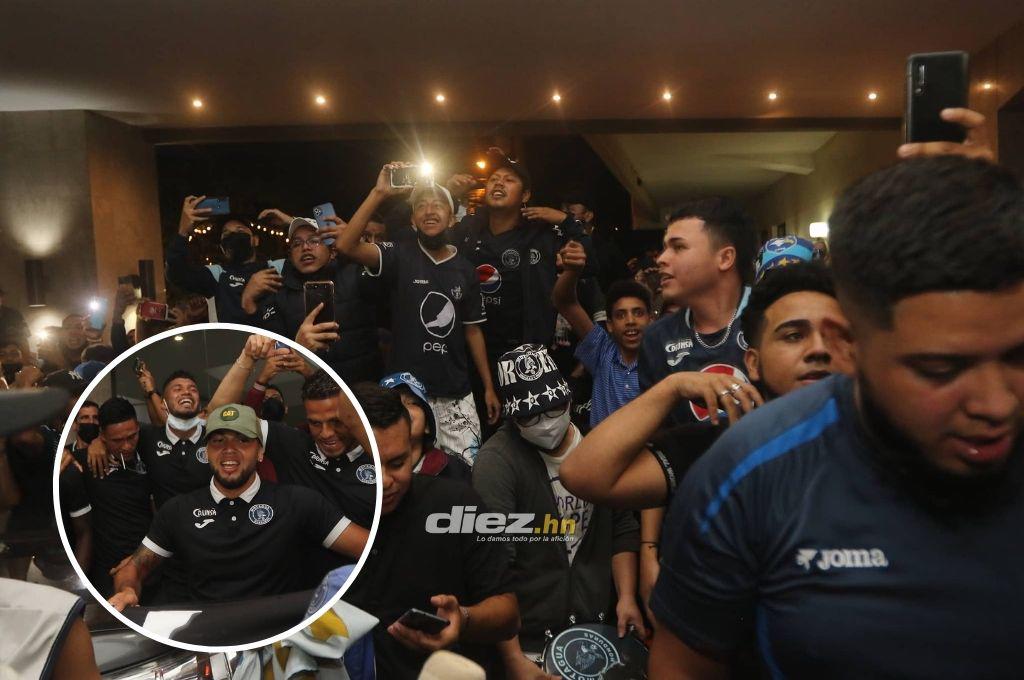 Motagua recibe el calor de los “Revolucionarios” con banderazo antes de la final del Clausura 2022 contra Real España